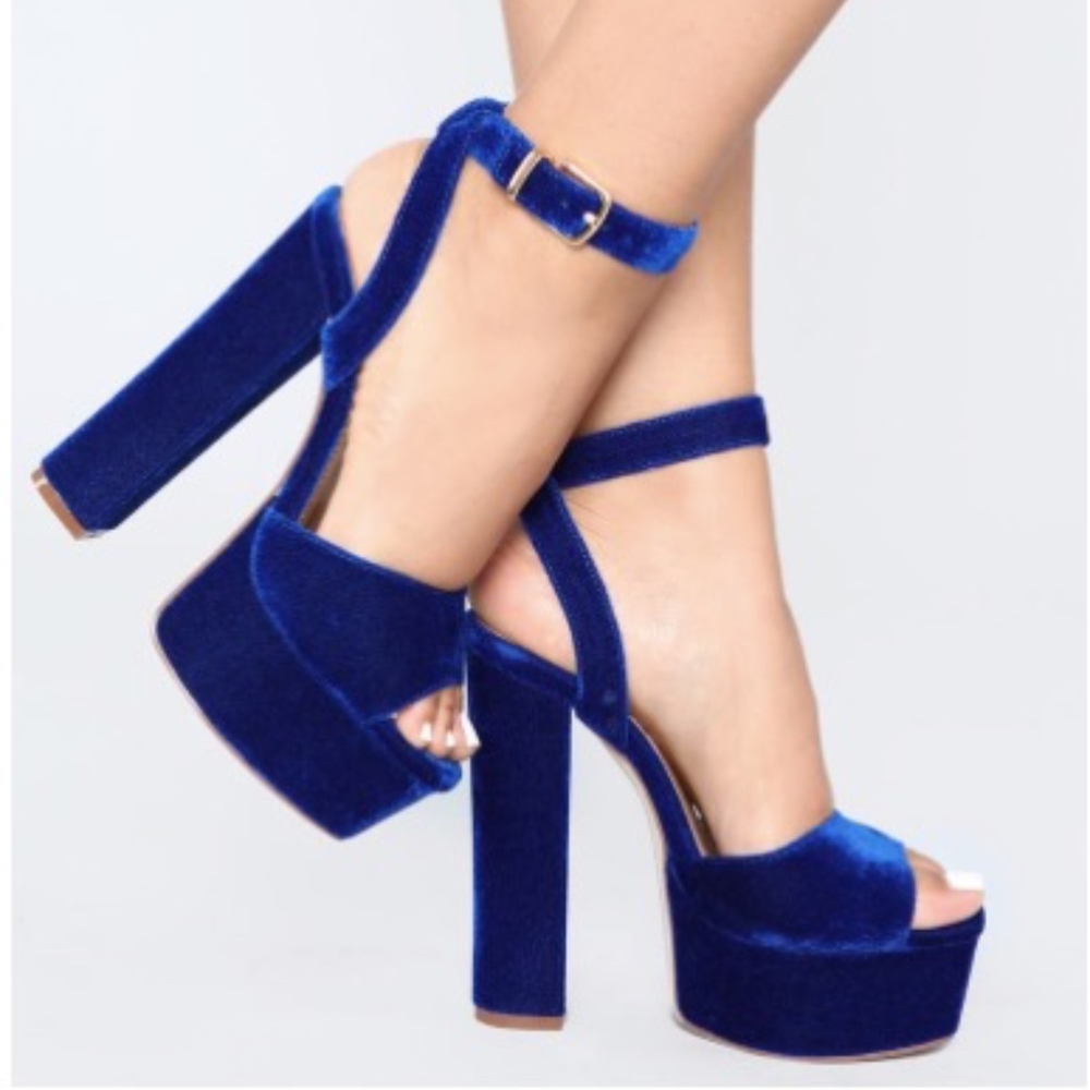 Blue Velvet Heels - NEW WITH TAG!!!